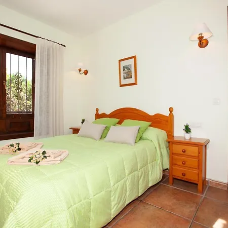 Casa Los Mojones Cuatro - Secluded Yet Central 4 Bedroom - Perfect For Families Willa